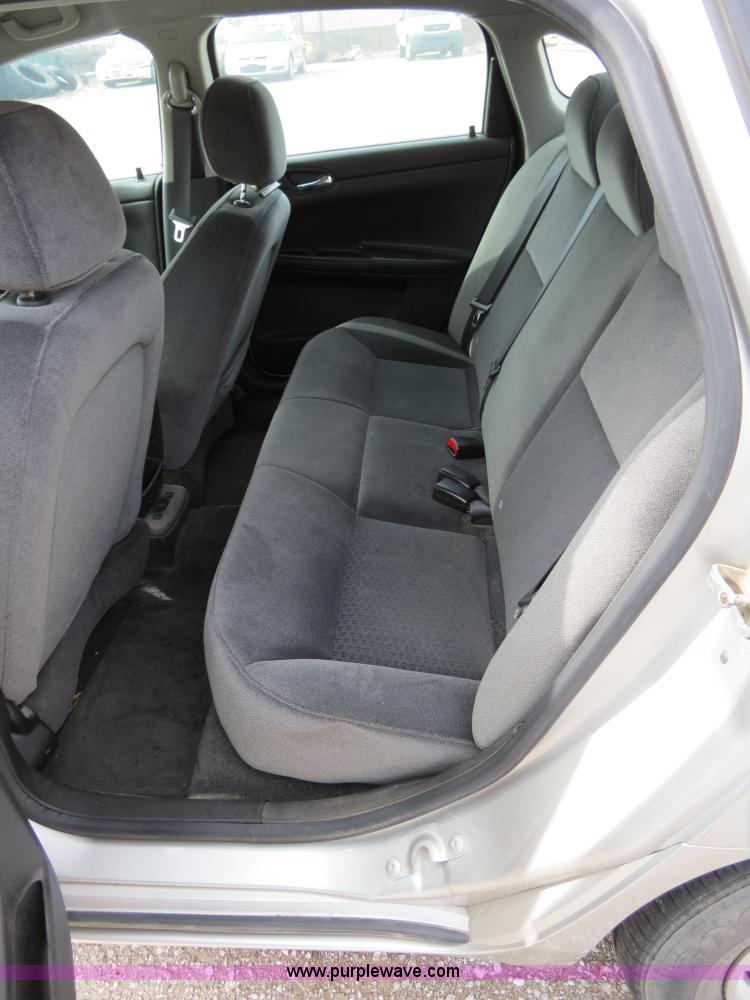 image for item B4613 2008 Chevrolet Impala LS