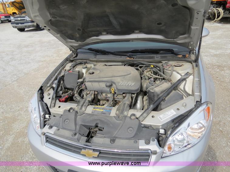 image for item B4613 2008 Chevrolet Impala LS