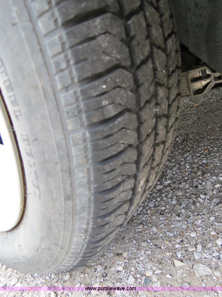 image for item B4613 2008 Chevrolet Impala LS