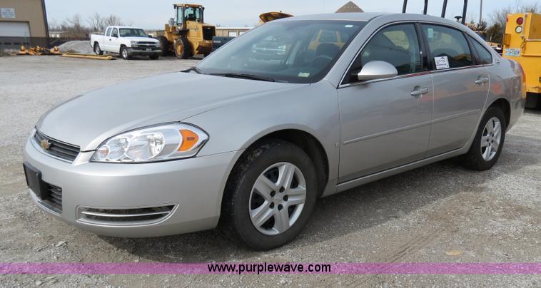 image for item B4614 2008 Chevrolet Impala LS