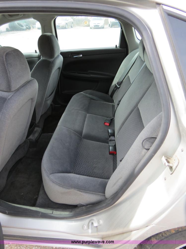 image for item B4614 2008 Chevrolet Impala LS