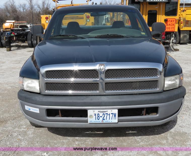 image for item B4619 1998 Dodge Ram 1500 pickup truck