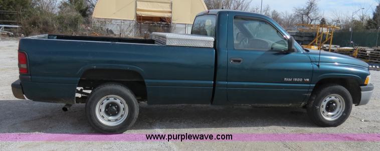image for item B4619 1998 Dodge Ram 1500 pickup truck