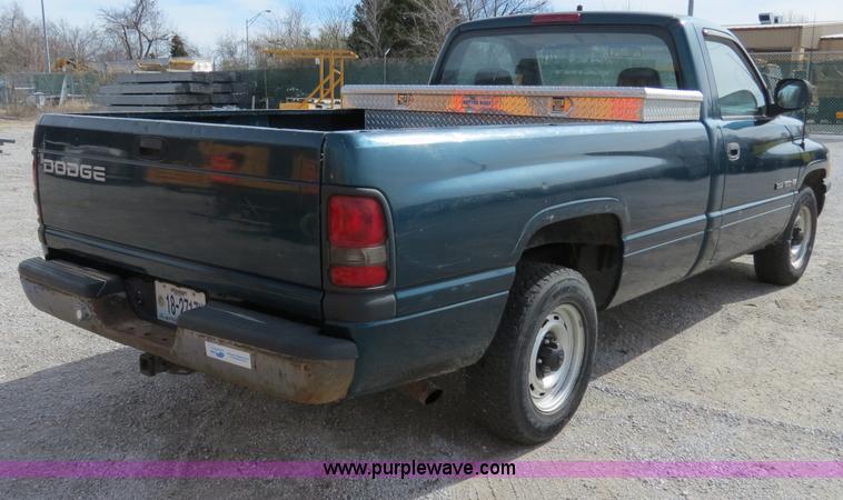 image for item B4619 1998 Dodge Ram 1500 pickup truck