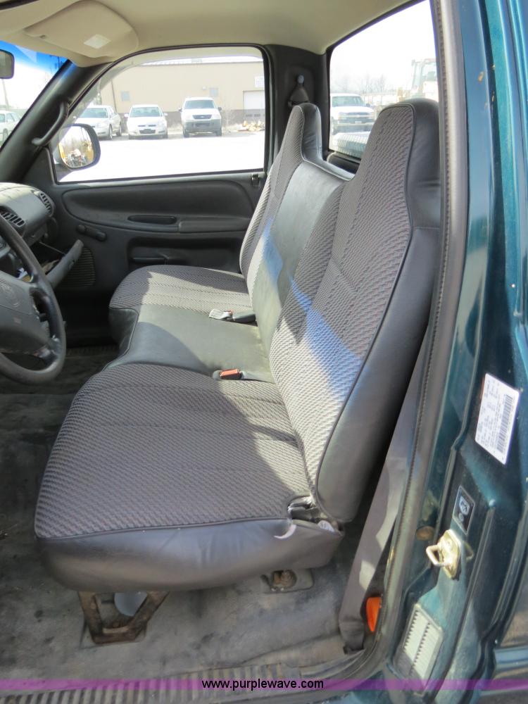 image for item B4619 1998 Dodge Ram 1500 pickup truck