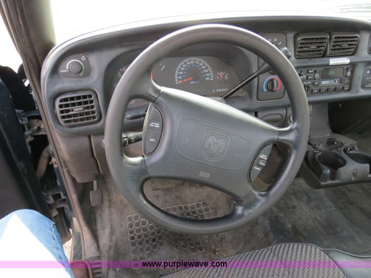 image for item B4619 1998 Dodge Ram 1500 pickup truck
