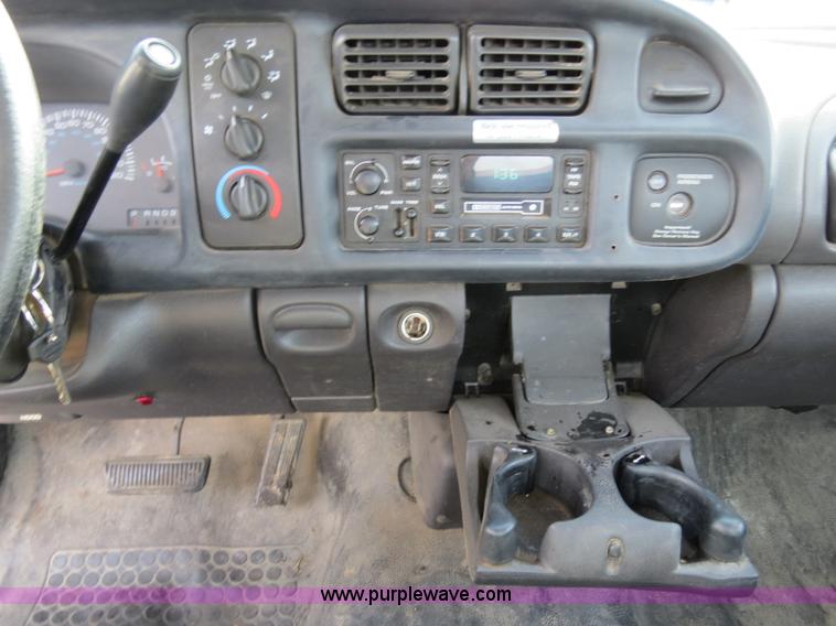 image for item B4619 1998 Dodge Ram 1500 pickup truck