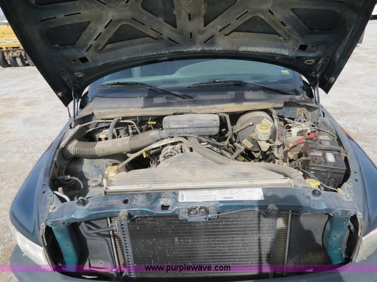 image for item B4619 1998 Dodge Ram 1500 pickup truck