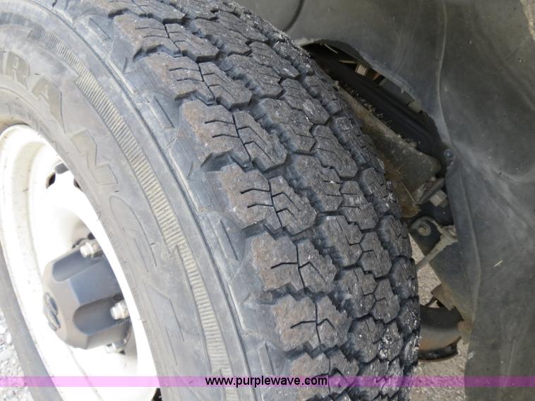 image for item B4619 1998 Dodge Ram 1500 pickup truck