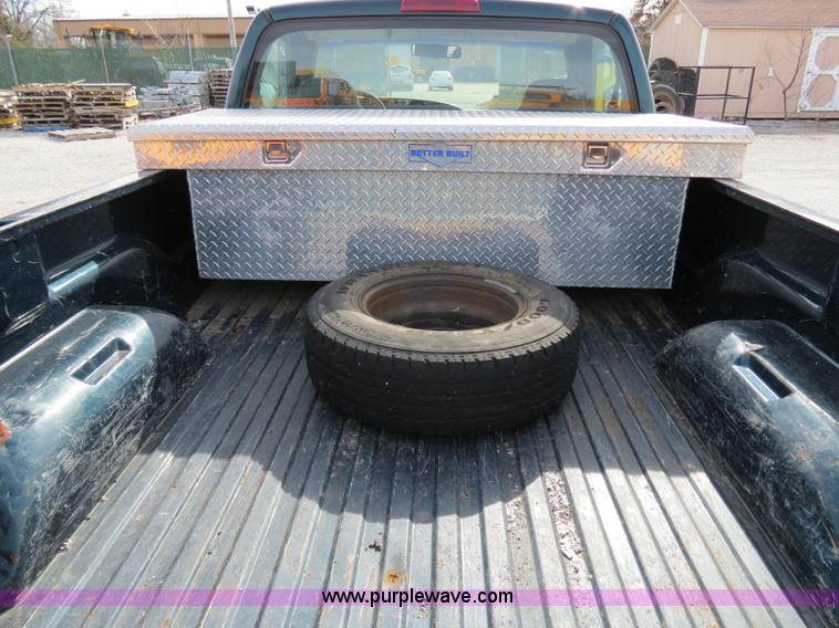 image for item B4619 1998 Dodge Ram 1500 pickup truck