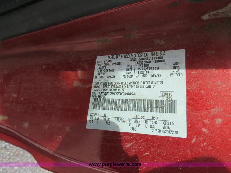 image for item B4621 2000 Ford F150 pickup truck