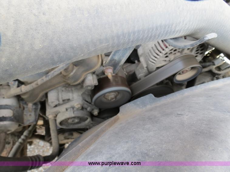 image for item B4621 2000 Ford F150 pickup truck