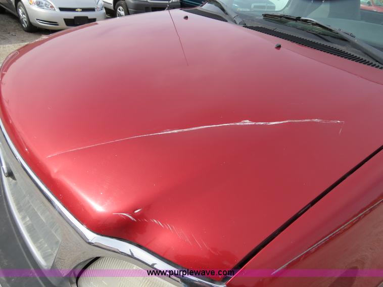 image for item B4621 2000 Ford F150 pickup truck