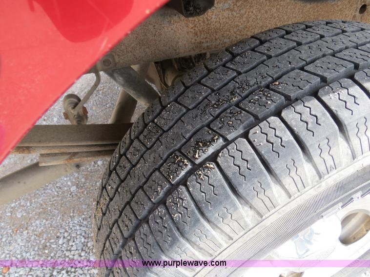 image for item B4621 2000 Ford F150 pickup truck