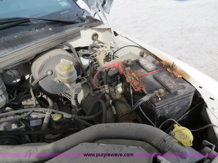 image for item B4625 2001 Dodge Ram 1500 pickup truck