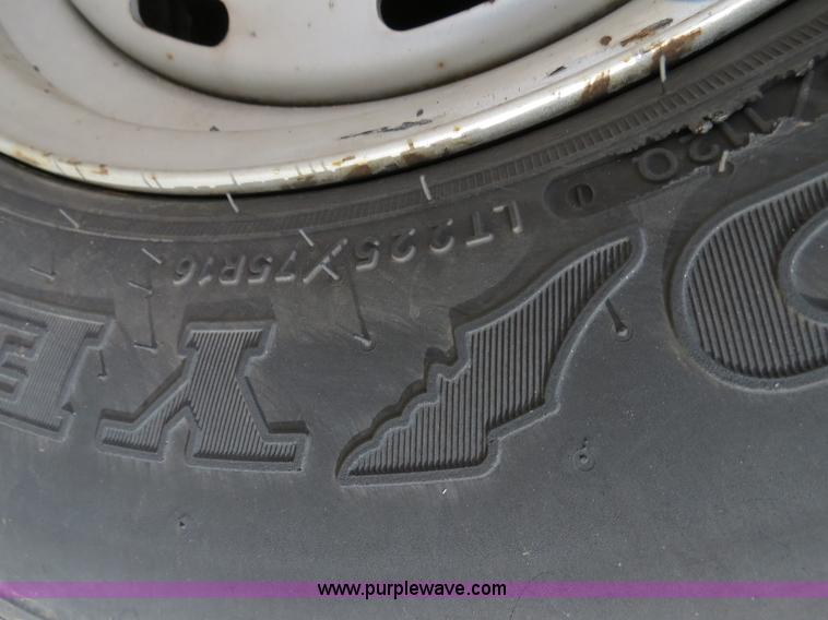 image for item B4625 2001 Dodge Ram 1500 pickup truck