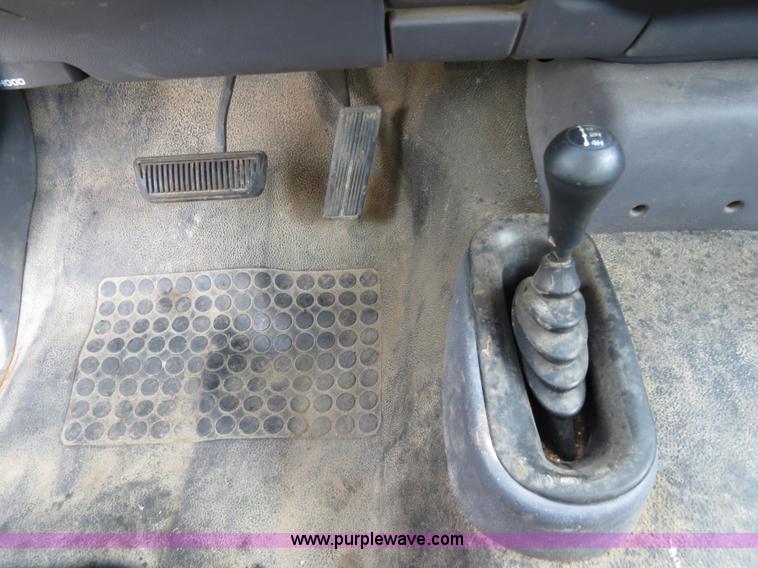 image for item B4626 1999 Dodge Ram 2500 pickup truck