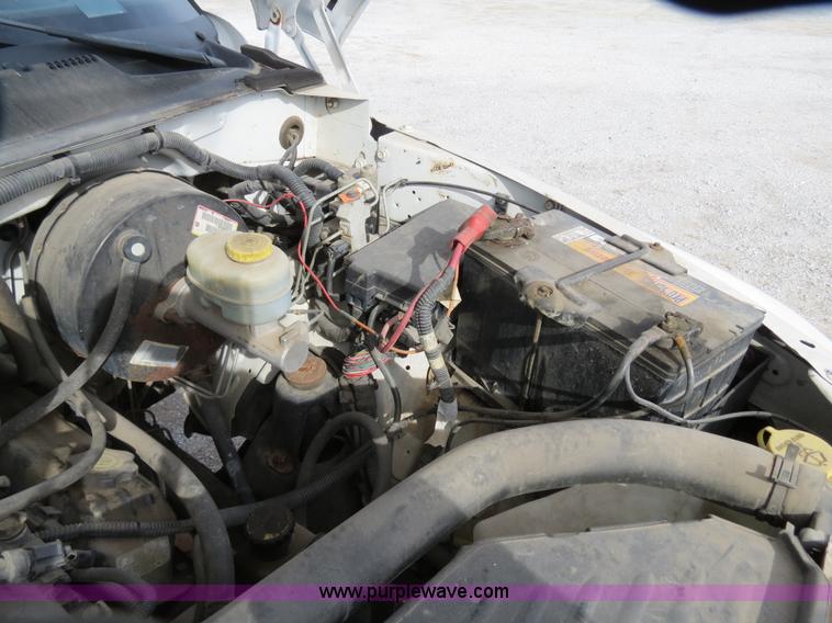 image for item B4626 1999 Dodge Ram 2500 pickup truck