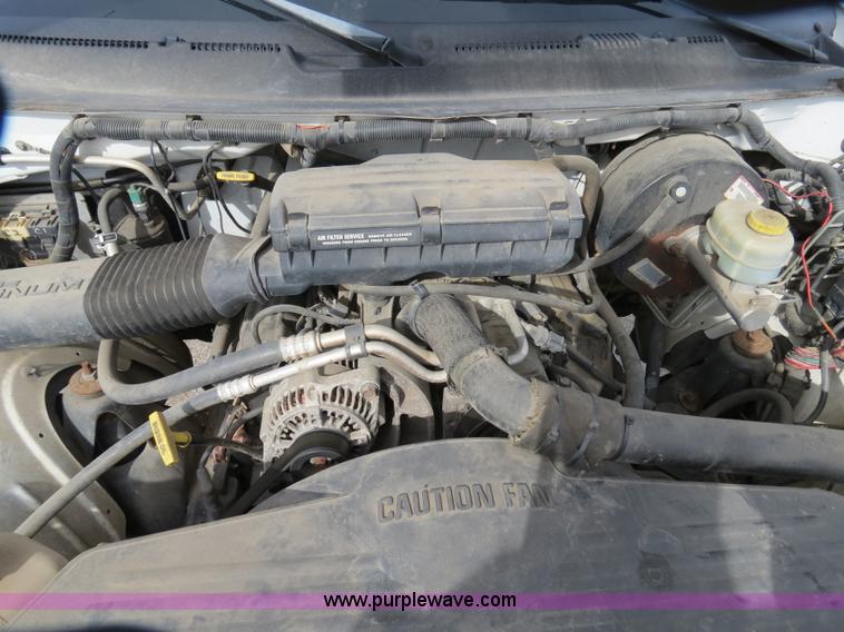 image for item B4626 1999 Dodge Ram 2500 pickup truck