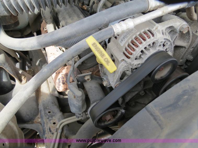 image for item B4626 1999 Dodge Ram 2500 pickup truck