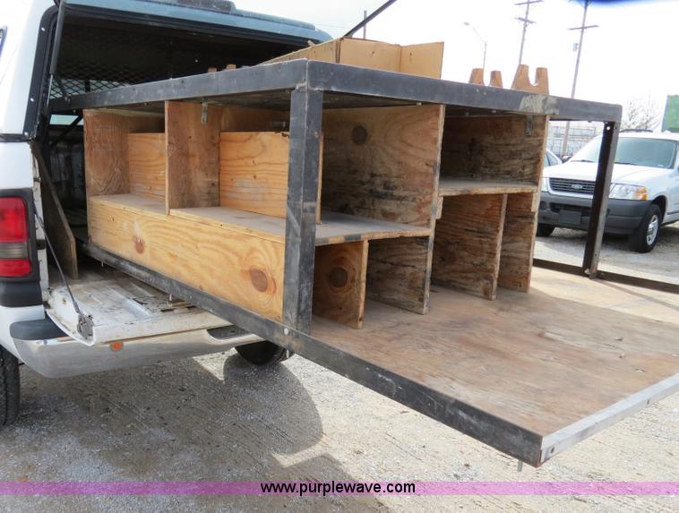 image for item B4626 1999 Dodge Ram 2500 pickup truck