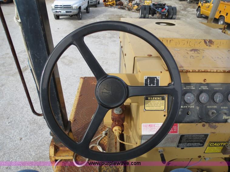 image for item B4627 1996 Ferguson SP912 pneumatic roller