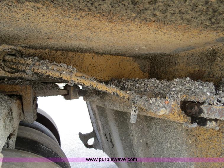 image for item B4627 1996 Ferguson SP912 pneumatic roller