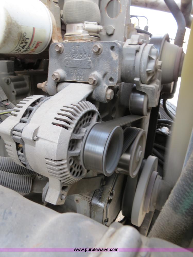 image for item B4628 1995 Ford 8000 nurse truck