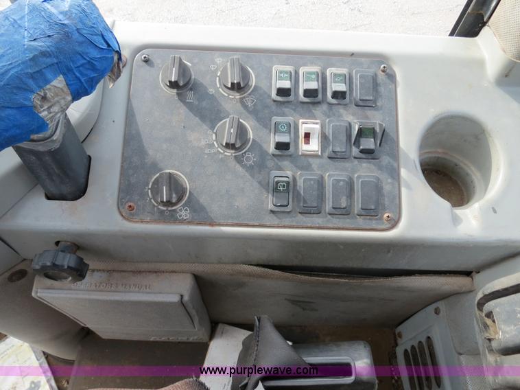 image for item B4629 1999 Case 621C wheel loader