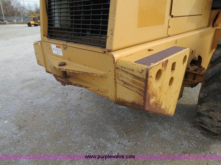 image for item B4629 1999 Case 621C wheel loader