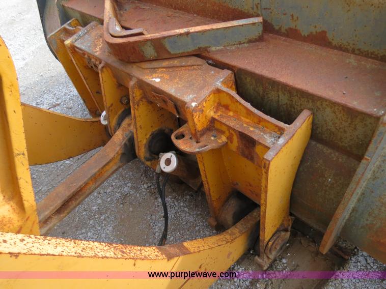 image for item B4629 1999 Case 621C wheel loader