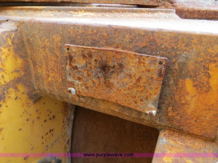 image for item B4629 1999 Case 621C wheel loader