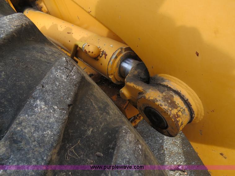 image for item B4629 1999 Case 621C wheel loader