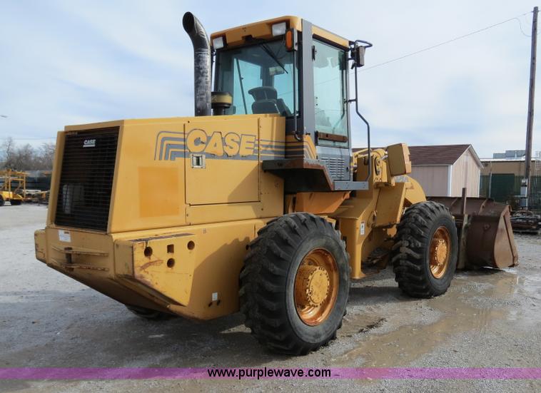 image for item B4630 1999 Case 621C wheel loader