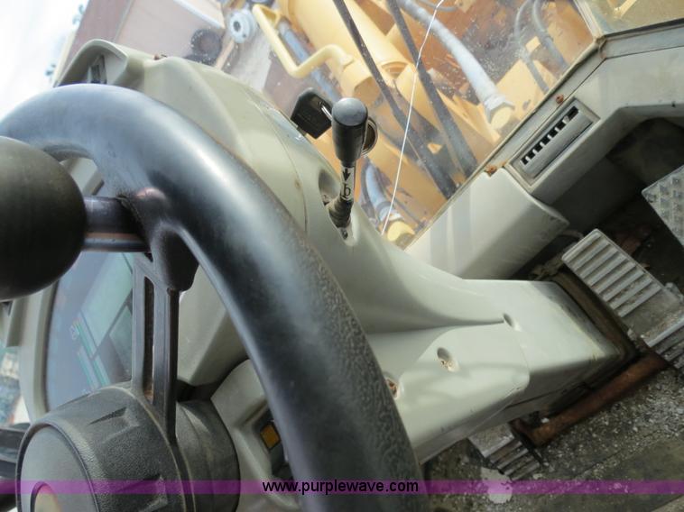 image for item B4630 1999 Case 621C wheel loader