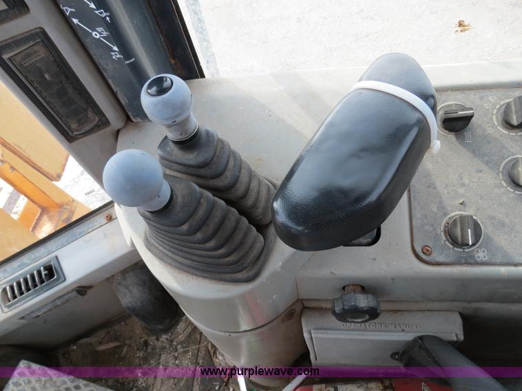 image for item B4630 1999 Case 621C wheel loader