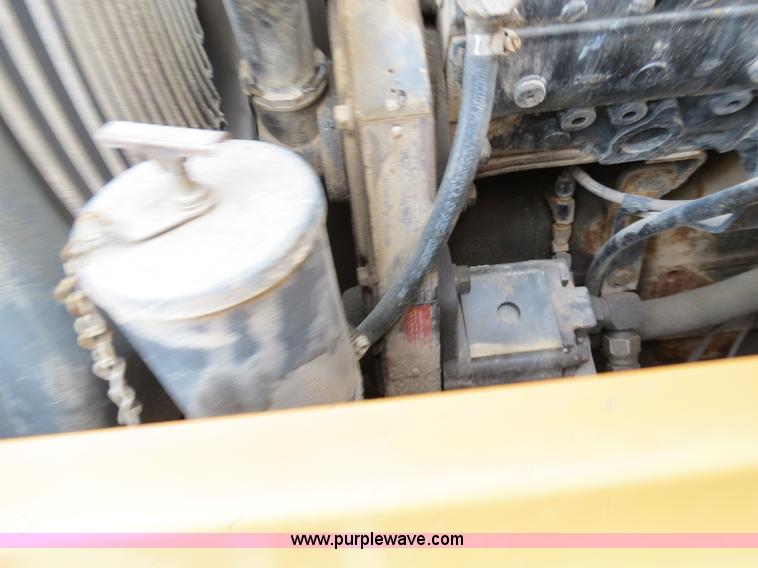 image for item B4630 1999 Case 621C wheel loader