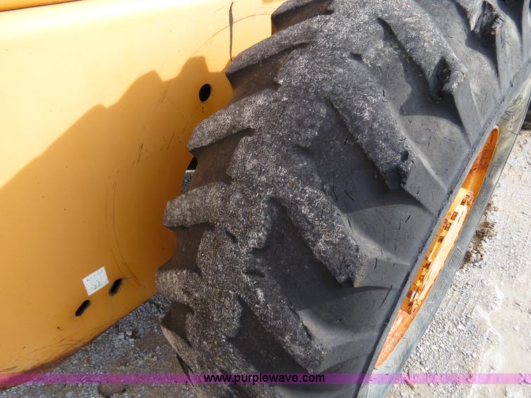 image for item B4630 1999 Case 621C wheel loader