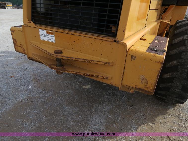 image for item B4630 1999 Case 621C wheel loader