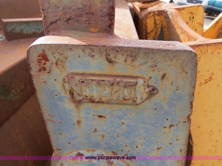 image for item B4630 1999 Case 621C wheel loader