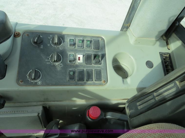 image for item B4631 1999 Case 621C wheel loader