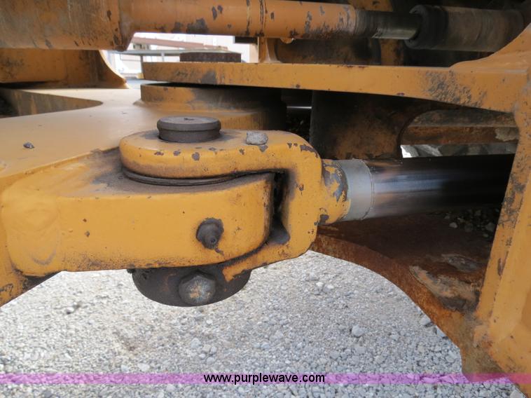 image for item B4631 1999 Case 621C wheel loader