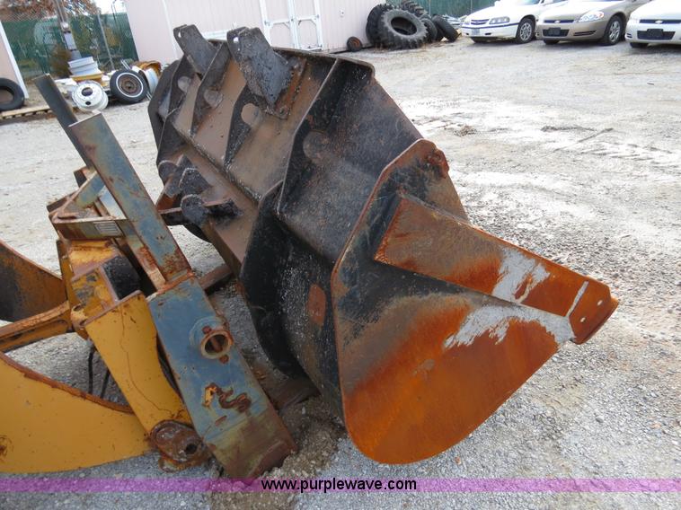 image for item B4631 1999 Case 621C wheel loader