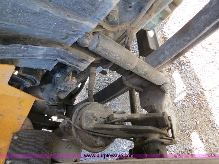 image for item B4633 2003 International 7400 CrewCab service truck