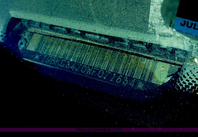 image for item B4639 1998 Chevrolet Silverado C3500HD pickup truck