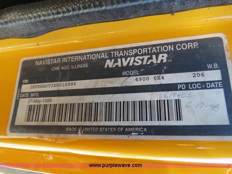 image for item B4642 1999 International 4900 dump truck