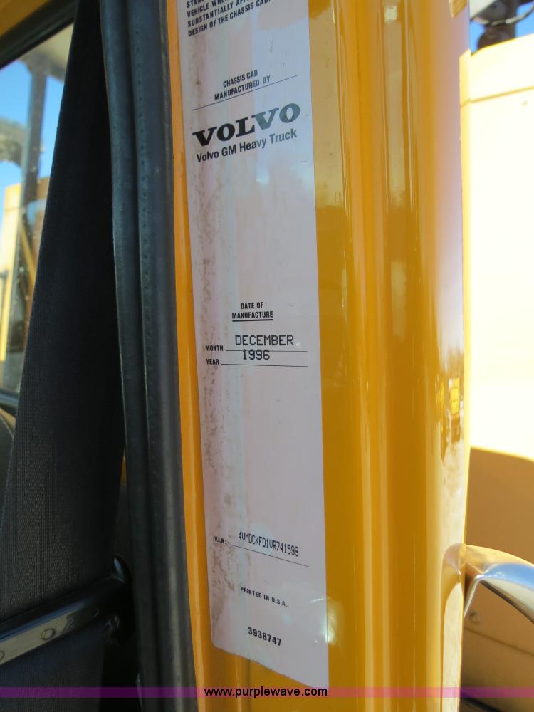 image for item B4643 1997 Volvo WX64 Ezliner paint striper truck