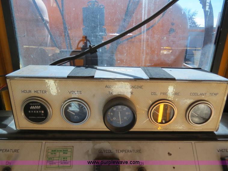 image for item B4643 1997 Volvo WX64 Ezliner paint striper truck