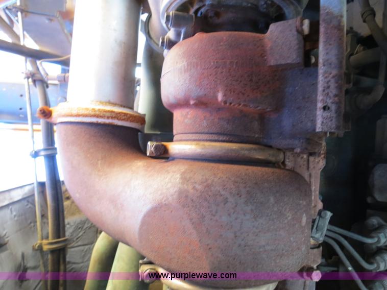 image for item B4643 1997 Volvo WX64 Ezliner paint striper truck