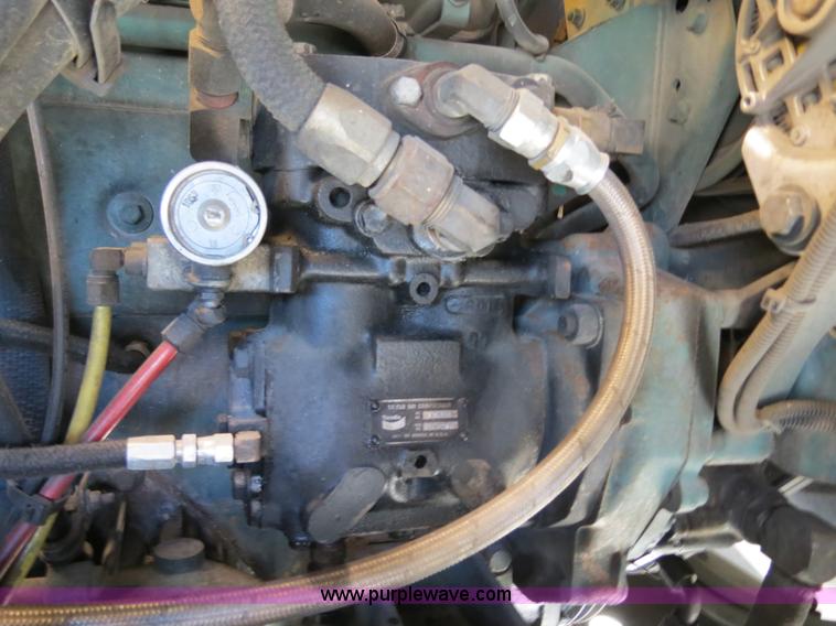 image for item B4643 1997 Volvo WX64 Ezliner paint striper truck